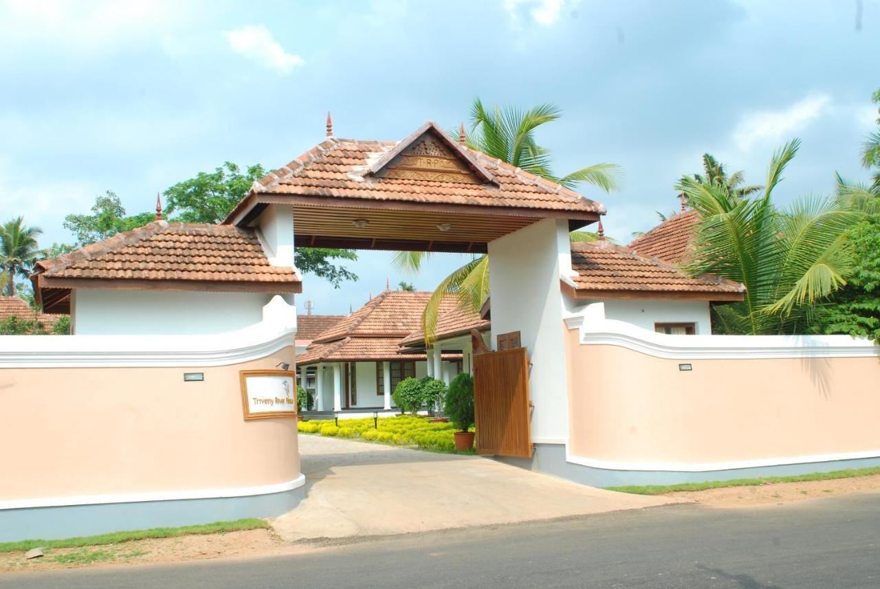 Triveny River Palace Hotel Alappuzha Kültér fotó