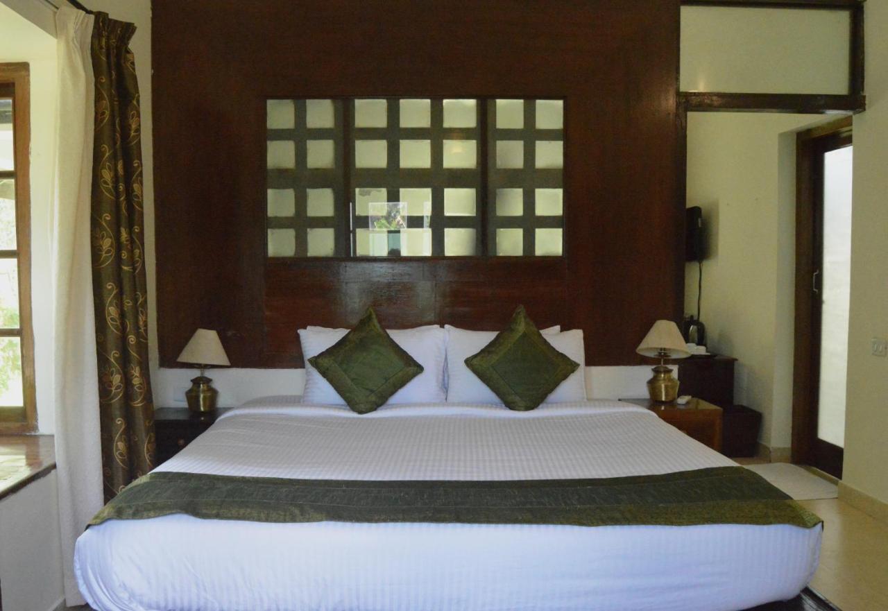Triveny River Palace Hotel Alappuzha Kültér fotó